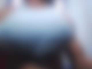 hilary18inches's Live Sex Cam Show