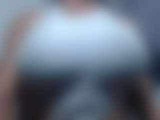 hilary18inches's Live Sex Cam Show
