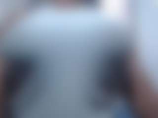 hilary18inches's Live Sex Cam Show