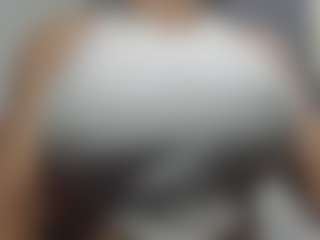 hilary26cm's Live Sex Cam Show