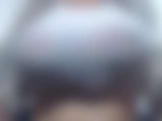 hilary26cm's Live Sex Cam Show