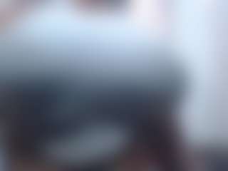 Live cam show with fitnnes18inches - Smoking on googirlz