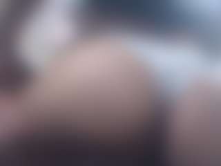 Live cam show with fitnnes18inches - Blue Eyes on Camsoda