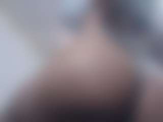 fitnnes18inches's Live Sex Cam Show
