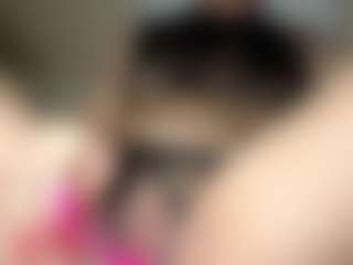 Live cam show with xoxcat - Bedroom Ebony on AdultVida.com