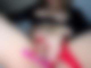 Live cam show with xoxcat - Blue Eyes on Camsoda