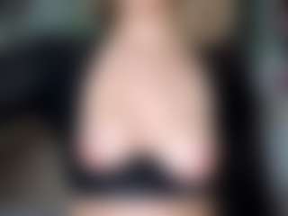 xoxcat's Live Sex Cam Show