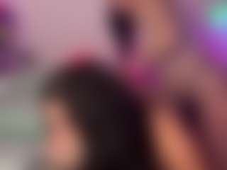 Live cam show with loveznina - Tease on Camsoda