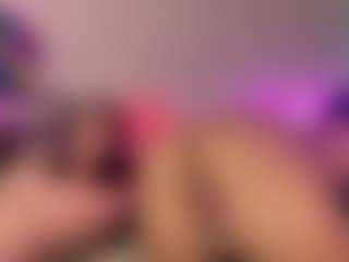 loveznina's Live Sex Cam Show
