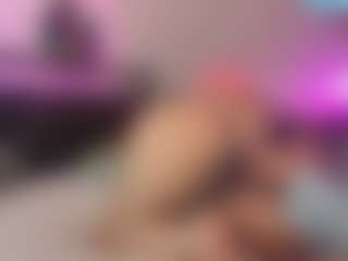 loveznina's Live Sex Cam Show