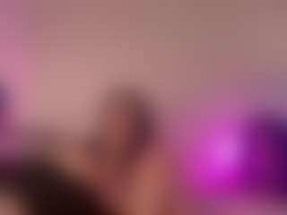 loveznina's Live Sex Cam Show