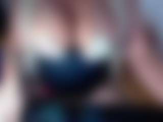 Live cam show with Alexabigcock1 - Nipple Piercings on Latina Girls