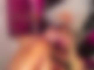 Live cam show with AnaysSLibel - Spank on livesuperchat.net