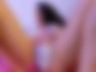 Live cam show with moll1e - Robe on pussylord.com