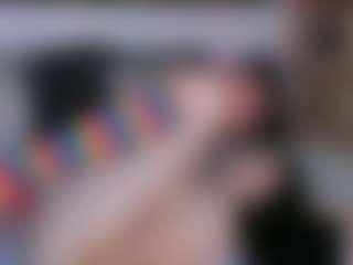 Live cam show with JuicyMilk - Bedroom Asian on UwU Esports