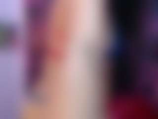 Live cam show with MilfRockRoll - Mature on StripNow