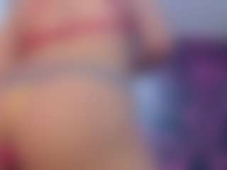 Live cam show with MilfRockRoll - Thong on Streamer API