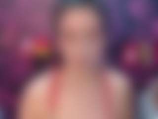 Live cam show with MilfRockRoll - Mature on StripNow