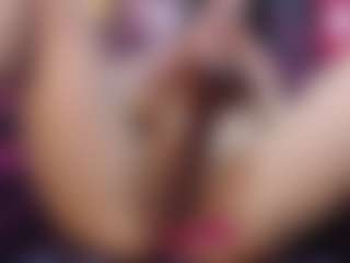 Live cam show with MilfRockRoll - Tease Mature on Chatstar