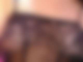 Live cam show with MilfRockRoll - Athletic on Camsoda