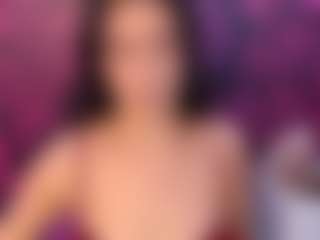 Live cam show with MilfRockRoll - Skinny MILF on Camsoda