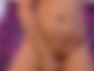 Live cam show with MilfRockRoll - Skinny MILF on Camsoda