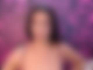 MilfRockRoll MILF webcam performer live streaming