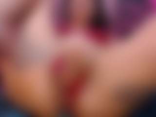 Live cam show with MilfRockRoll - Small Tits Mature on Camsoda