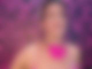 Live cam show with MilfRockRoll - Small Tits Mature on Camsoda