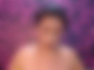 Live cam show with MilfRockRoll - Brown Eyes Mature on fapnchat