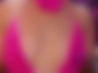 Live cam show with MilfRockRoll - Thong on xfollow cams