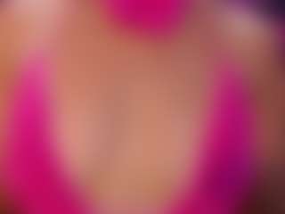 Live cam show with MilfRockRoll - Public on xfollow cams