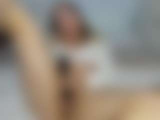 sophimoreno's Live Sex Cam Show