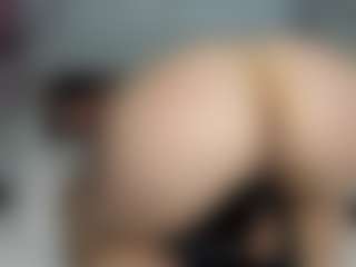 sophimoreno's Live Sex Cam Show