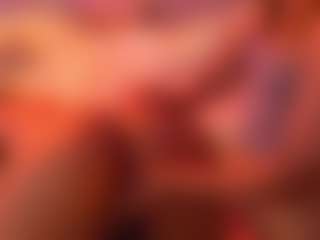 Live cam show with Megan - Dildo Or Vibrator on Uber Horny