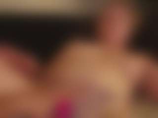 Live cam show with Megan - Fingers on Nude Chat * 1 On 1 Webcam Sex * Live Cam Show