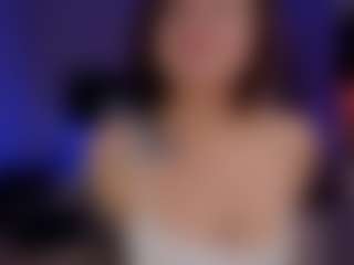 Live-Cam-Show mit Megan - Whip auf Camsoda