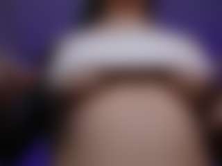 Live cam show with Megan - Striptease on Hubzter Live