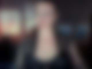 Live cam show with MrsIngrid - Granny on Instabang