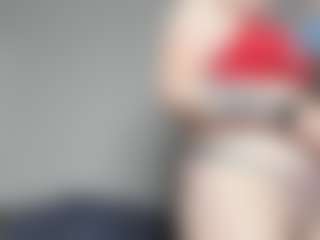 Live cam show with SheilaWetDream - Handjob on Camsoda