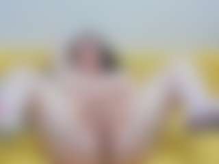 Live cam show with SheilaWetDream - Brown Eyes on eurowanks.com