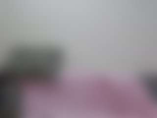 Spettacolo in cam dal vivo con SheilaWetDream - Double Penetration su Camsoda