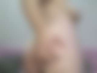 SheilaWetDream's Live Sex Cam Show