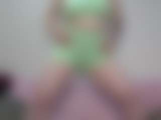 SheilaWetDream's Live Sex Cam Show