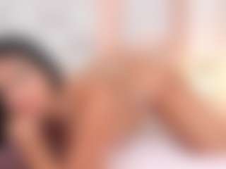 Live cam show with Carlee-Jones - Twerk on instabang
