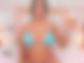 Live cam show with Carlee-Jones - Nature on Camsoda