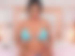Live cam show with Carlee-Jones - BBW on Stripli.com
