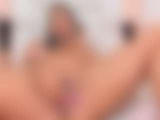 Live cam show with Carlee-Jones - Anal on liverealitysex.com
