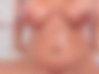 Carlee-Jones's Live Sex Cam Show