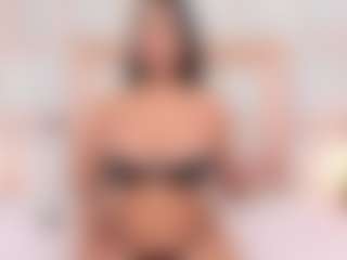 Carlee-Jones's Live Sex Cam Show